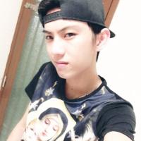 贵族男生头像图片_WWW.WHOISQQ.COM