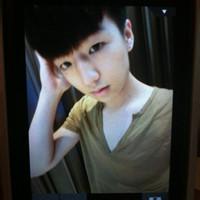 qq闪图男生头像图片_WWW.WHOISQQ.COM