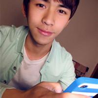 男生背影头发头像图片_WWW.WHOISQQ.COM
