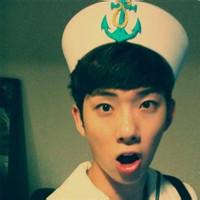 男生头像图片一左一右图片_WWW.WHOISQQ.COM