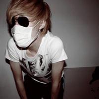 qq小男生萌头像图片_WWW.WHOISQQ.COM