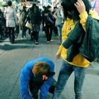 男生在夜路的头像图片_WWW.WHOISQQ.COM
