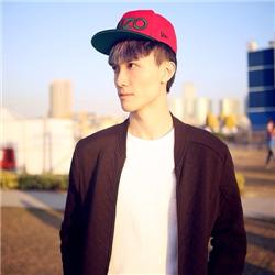 英雄男生头像图片_WWW.WHOISQQ.COM