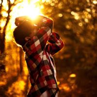 qq阳光向上头像图片男生_WWW.WHOISQQ.COM