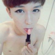 画胡子的男生头像图片_WWW.WHOISQQ.COM