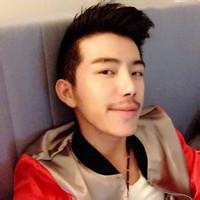 画胡子的男生头像图片_WWW.WHOISQQ.COM