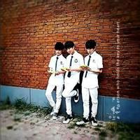 成熟男生头像图片吧_WWW.WHOISQQ.COM