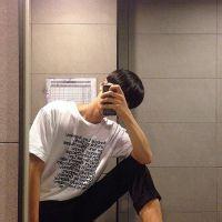 成熟男生头像图片吧_WWW.WHOISQQ.COM