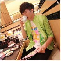 qq男生衣服暖男头像图片_WWW.WHOISQQ.COM