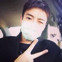 最帅校服男生qq头像图片_WWW.WHOISQQ.COM