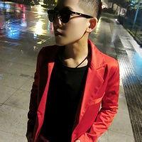 高楼大厦男生头像图片_WWW.WHOISQQ.COM
