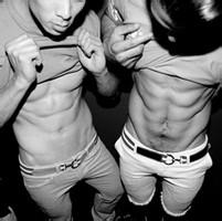 吸引人的qq头像图片男生_WWW.WHOISQQ.COM