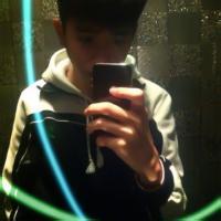 真人男生头像图片_WWW.WHOISQQ.COM