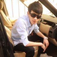开着车男生头像图片高富帅_WWW.WHOISQQ.COM