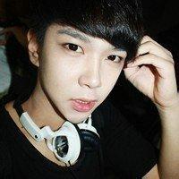 qq头像图片男生道歉_WWW.WHOISQQ.COM