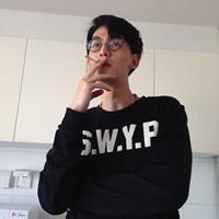 抽烟喝酒纹身头像图片男生_WWW.WHOISQQ.COM