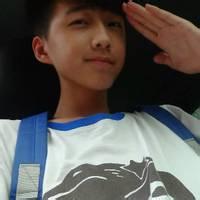 带耀字的男生头像图片_WWW.WHOISQQ.COM