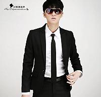 西装半身头像图片男生_WWW.WHOISQQ.COM