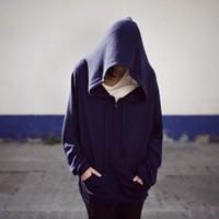 男生书包背影头像图片_WWW.WHOISQQ.COM