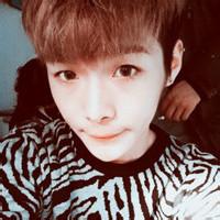 高中生男生头像图片吧_WWW.WHOISQQ.COM