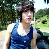 高中生男生头像图片吧_WWW.WHOISQQ.COM