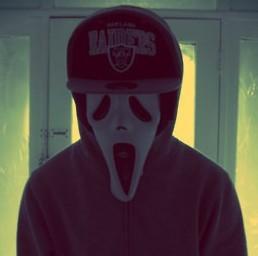 qq头像图片男生带fack_WWW.WHOISQQ.COM