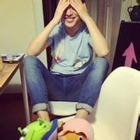 qq头像图片男生看日出_WWW.WHOISQQ.COM
