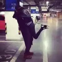 qq头像图片男生看日出_WWW.WHOISQQ.COM