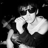 头像图片男生游戏_WWW.WHOISQQ.COM