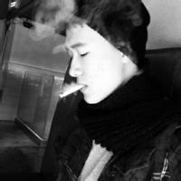 原宿风欧美男生头像图片_WWW.WHOISQQ.COM