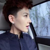 qq头像图片男生带走猫的_WWW.WHOISQQ.COM