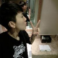 qq头像图片双子座男生_WWW.WHOISQQ.COM