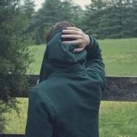 qq男生背头像图片_WWW.WHOISQQ.COM
