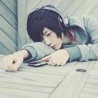 男生头像图片伤心_WWW.WHOISQQ.COM