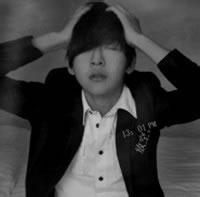 没睡醒的男生头像图片_WWW.WHOISQQ.COM