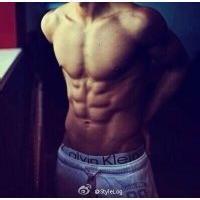 qq头像图片欧美腹肌男生_WWW.WHOISQQ.COM