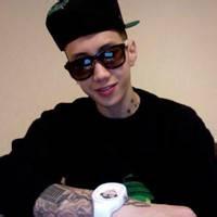 男生头像图片墨镜_WWW.WHOISQQ.COM