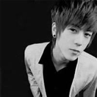 qq黑男生头像图片_WWW.WHOISQQ.COM