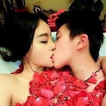 男生在浴缸里的头像图片_WWW.WHOISQQ.COM