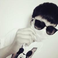 双子座头像图片男生_WWW.WHOISQQ.COM