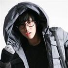 黑色兜帽男生头像图片_WWW.WHOISQQ.COM