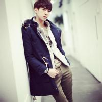 男生头像图片半身控_WWW.WHOISQQ.COM