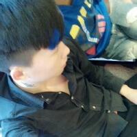 qq头像图片欧美短发男生_WWW.WHOISQQ.COM