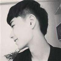 爱笑男生暖男头像图片_WWW.WHOISQQ.COM