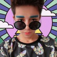爱笑男生暖男头像图片_WWW.WHOISQQ.COM