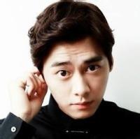 qqhot男生头像图片_WWW.WHOISQQ.COM