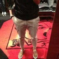 qq头像图片男生半身背影_WWW.WHOISQQ.COM