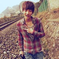 沙漠男生头像图片_WWW.WHOISQQ.COM