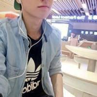 半身头像图片男生2014_WWW.WHOISQQ.COM