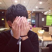 真实的街拍男生头像图片_WWW.WHOISQQ.COM